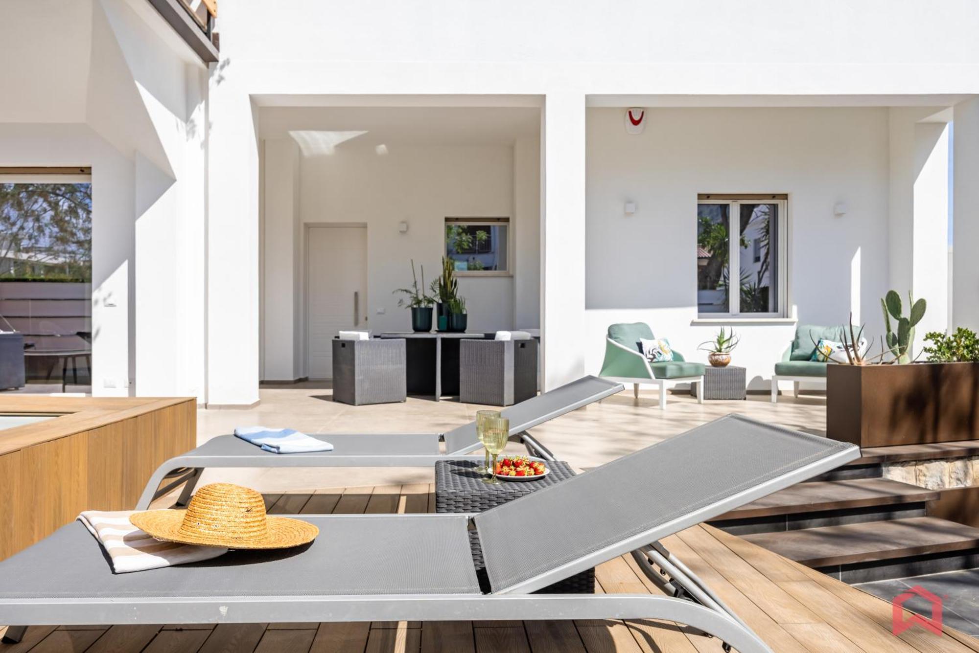 Appartamento In Villa Con Piscina Privata Palermo Exterior photo